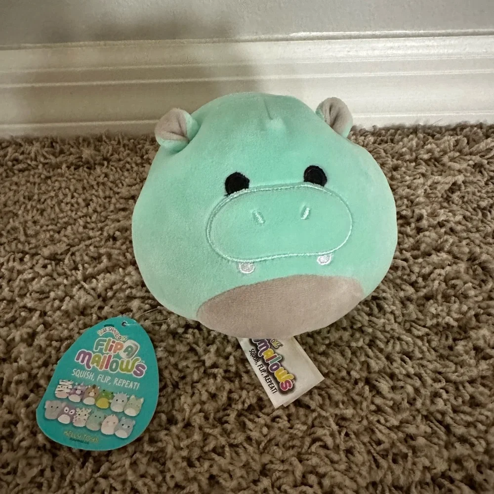 Squishmallow - flips from Hippo to frog - Picture 1 of 4